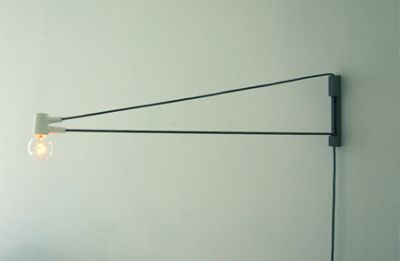 Nástěnná lampa Cord: Unikátní svítidlo z Ravenhillovy dílny