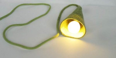 Ručně pletené obaly na žárovky Philippa Tyberghiena