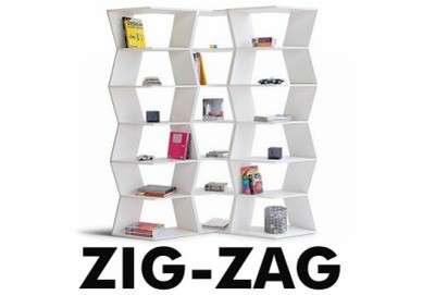 Knihovnička Zig Zag: Uzpůsobí se vašemu interiéru!