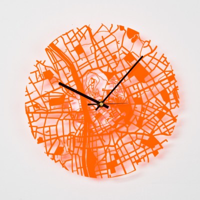 Zajímavé nástěnné hodiny, zdroj: FluidForms/flickr.com