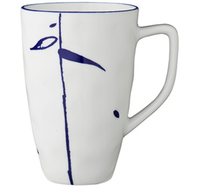 Porcelánový hrneček s tmavě modrým dekorem Mille za 440 Kč